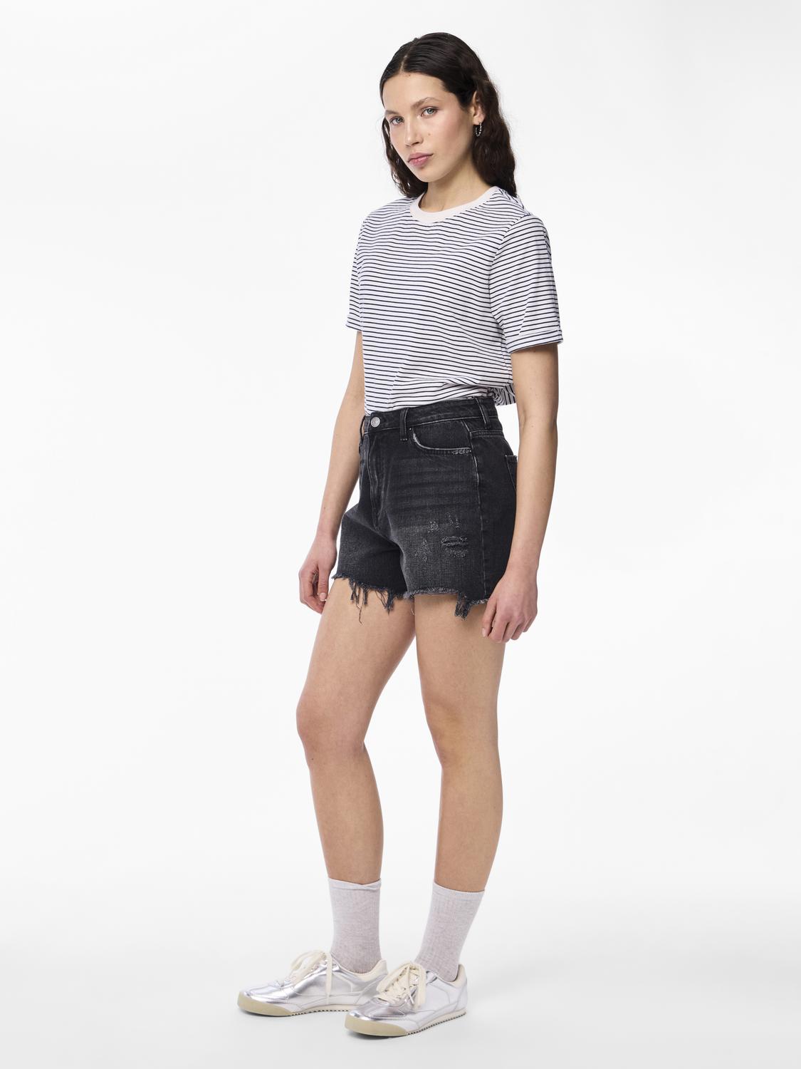 PCSUMMER Shorts - Black