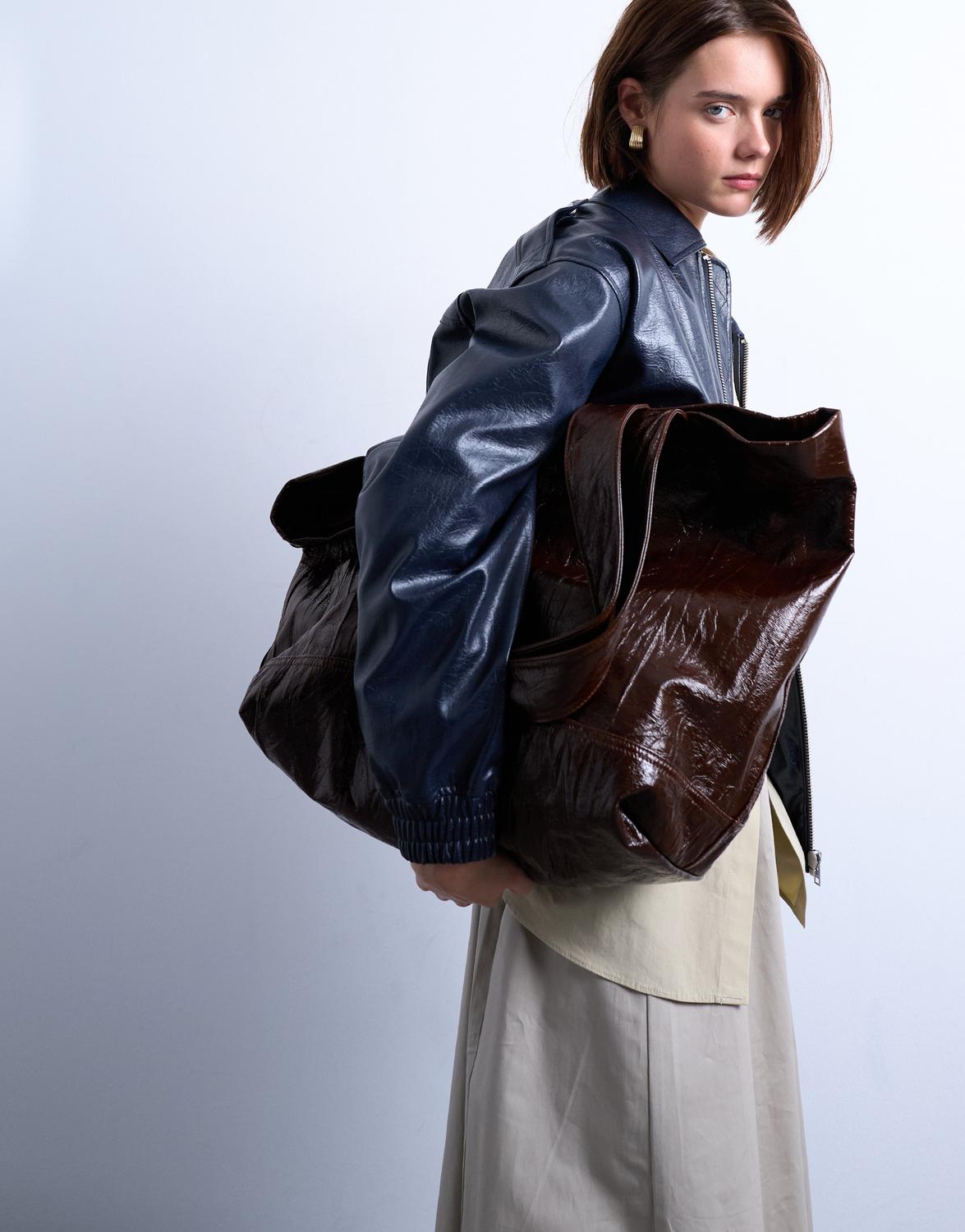 model_shot-detail