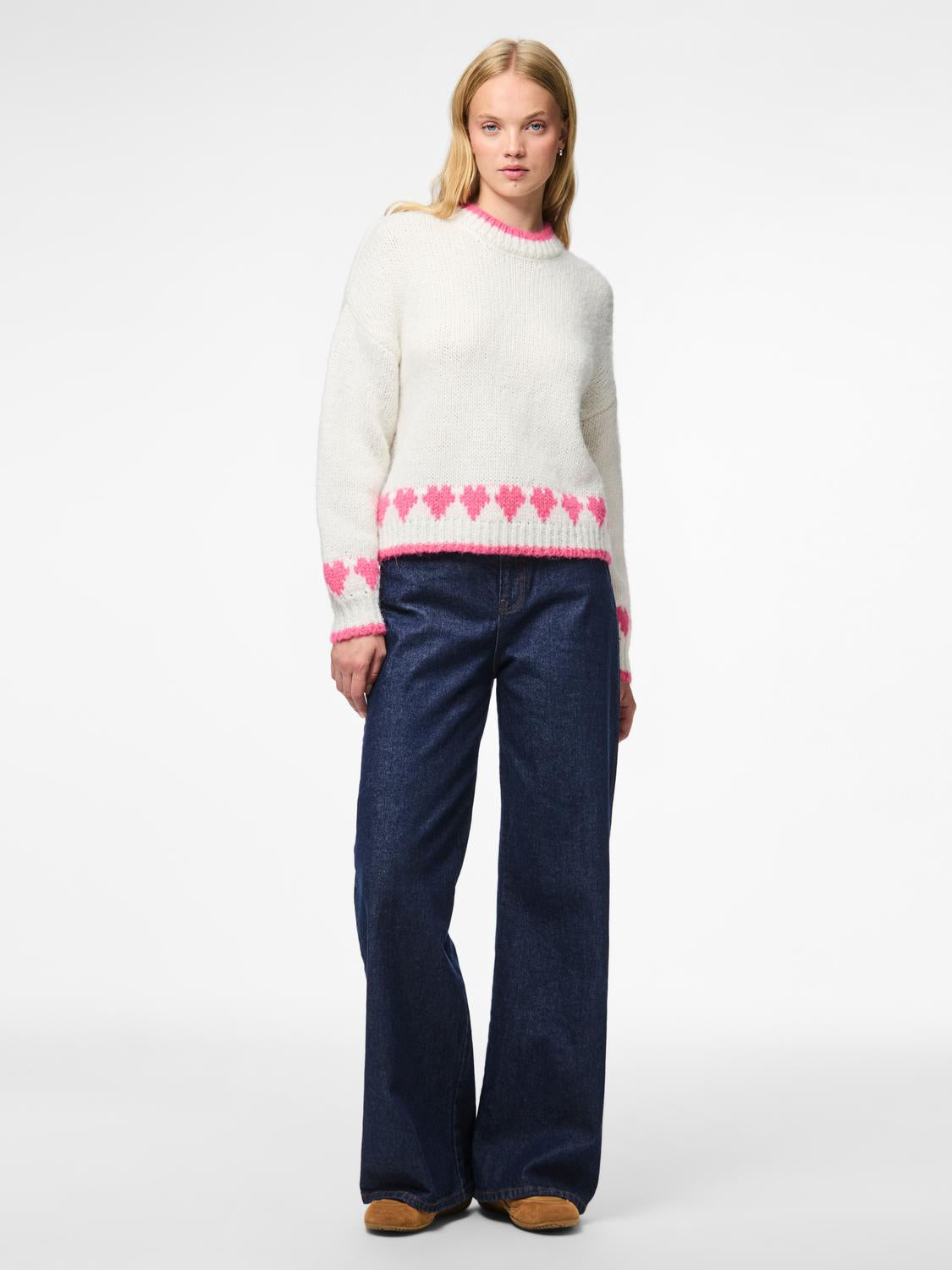 model_shot-front_full