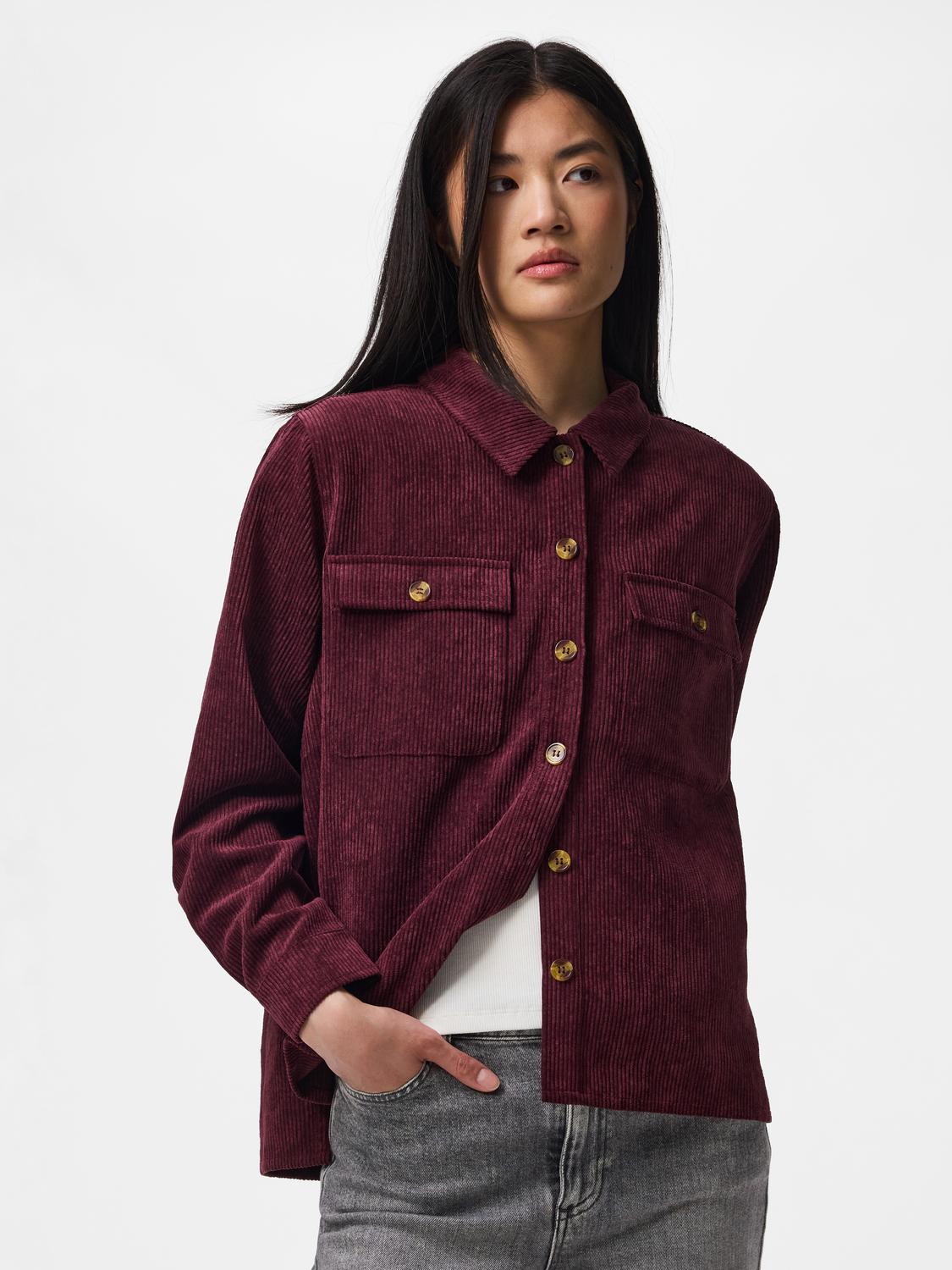 model_shot-front