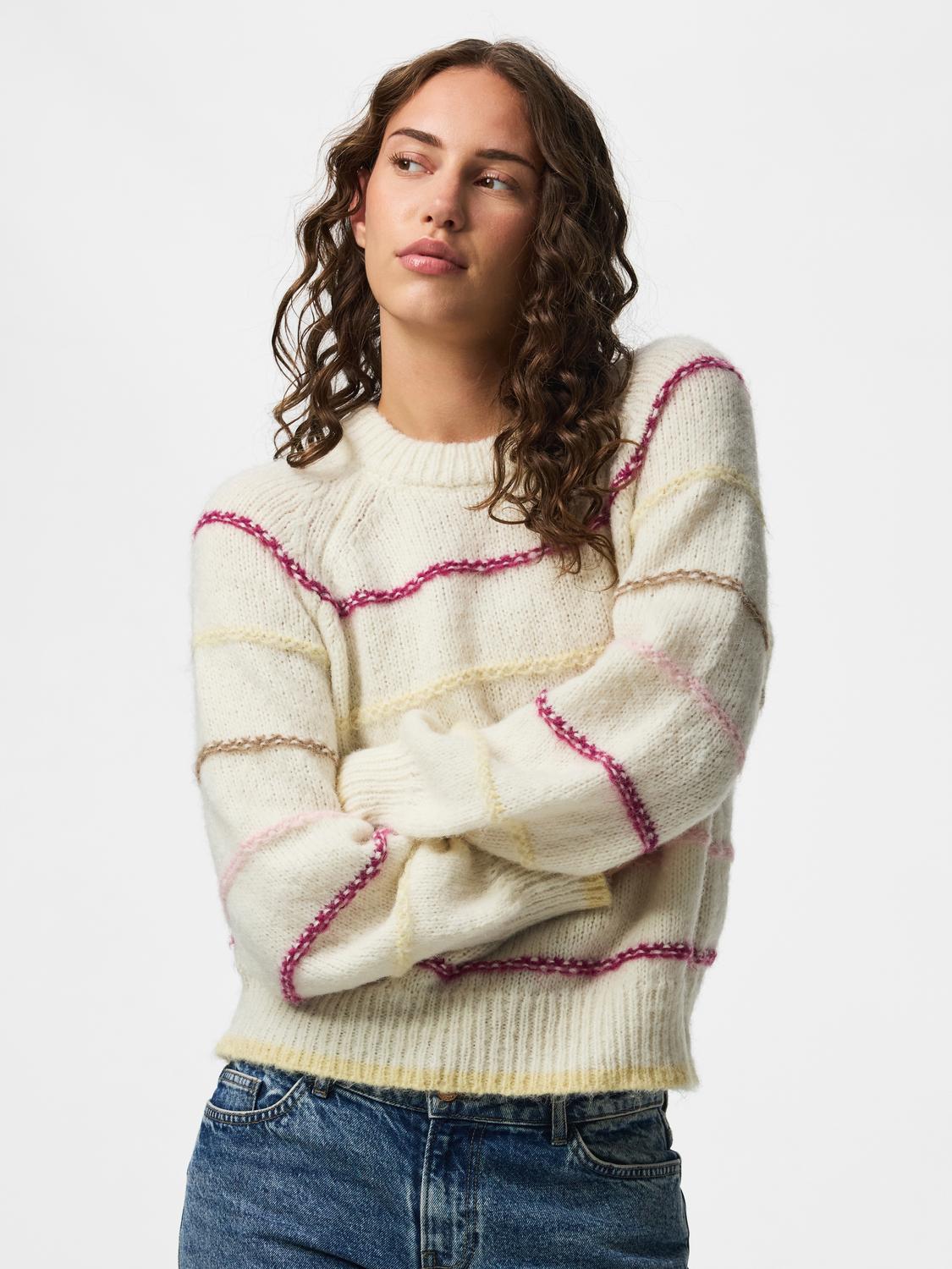 model_shot-front
