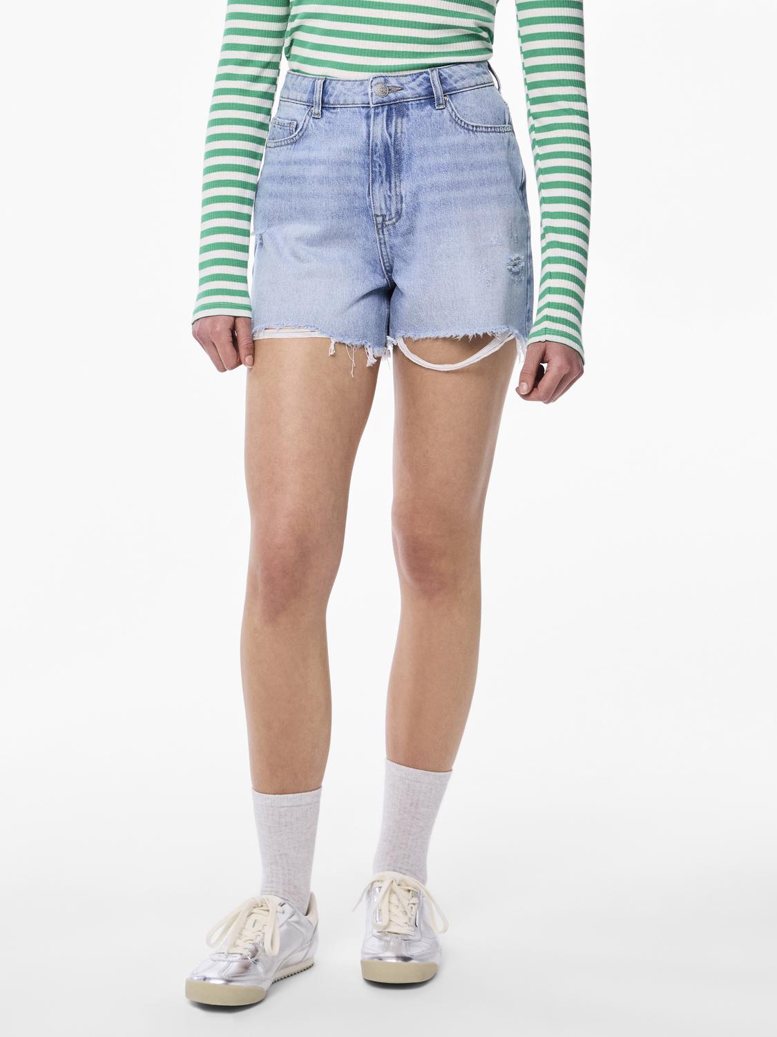 PCSUMMER Shorts - Light Blue Denim