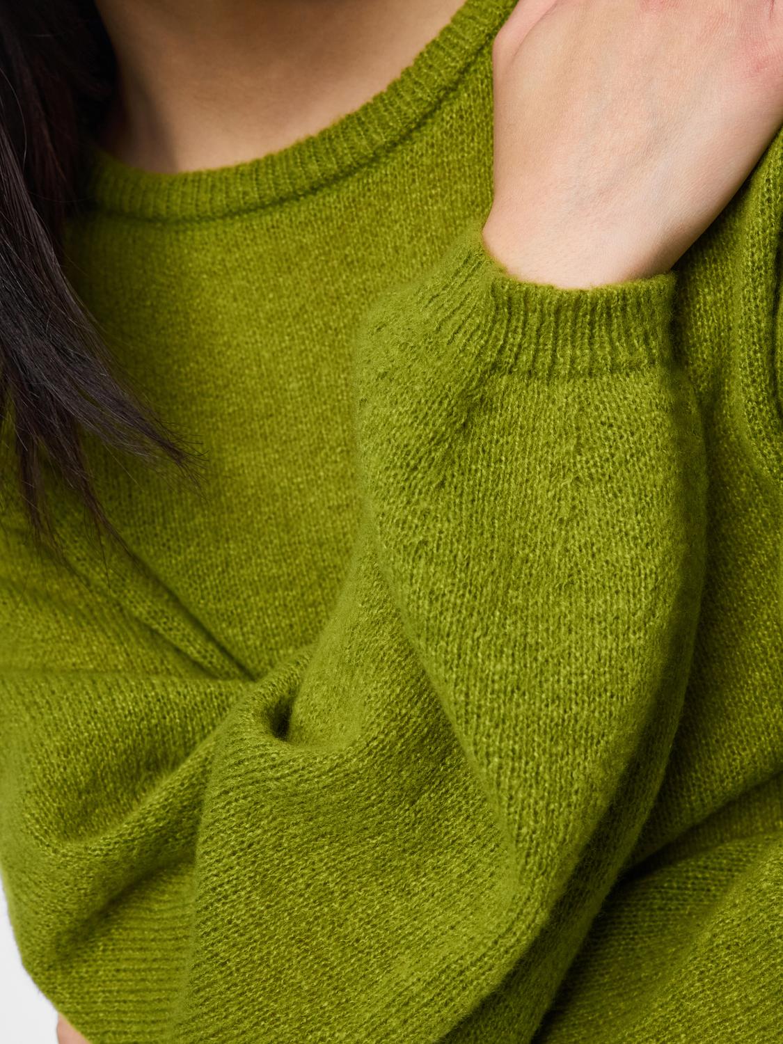 model_shot-detail