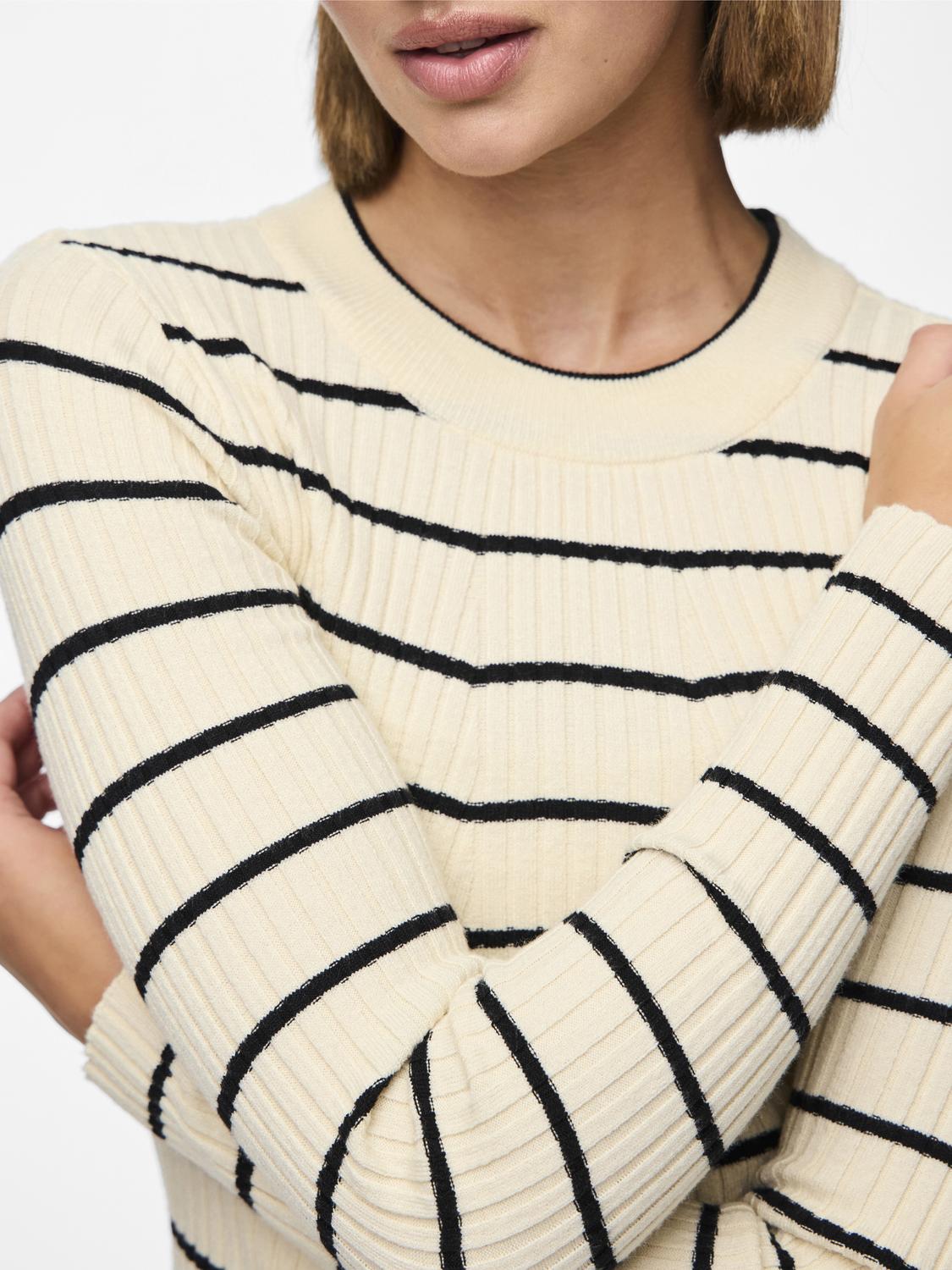 model_shot-detail