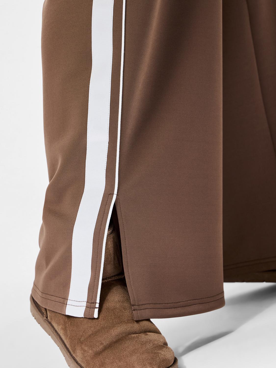 model_shot-detail