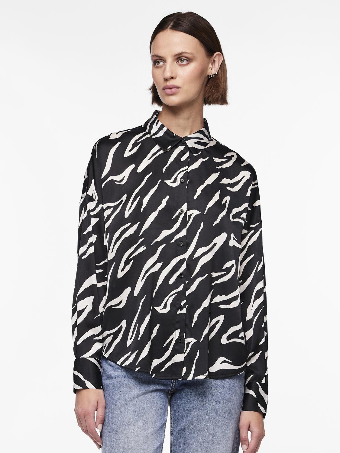 PCNOBBI Shirts - Black