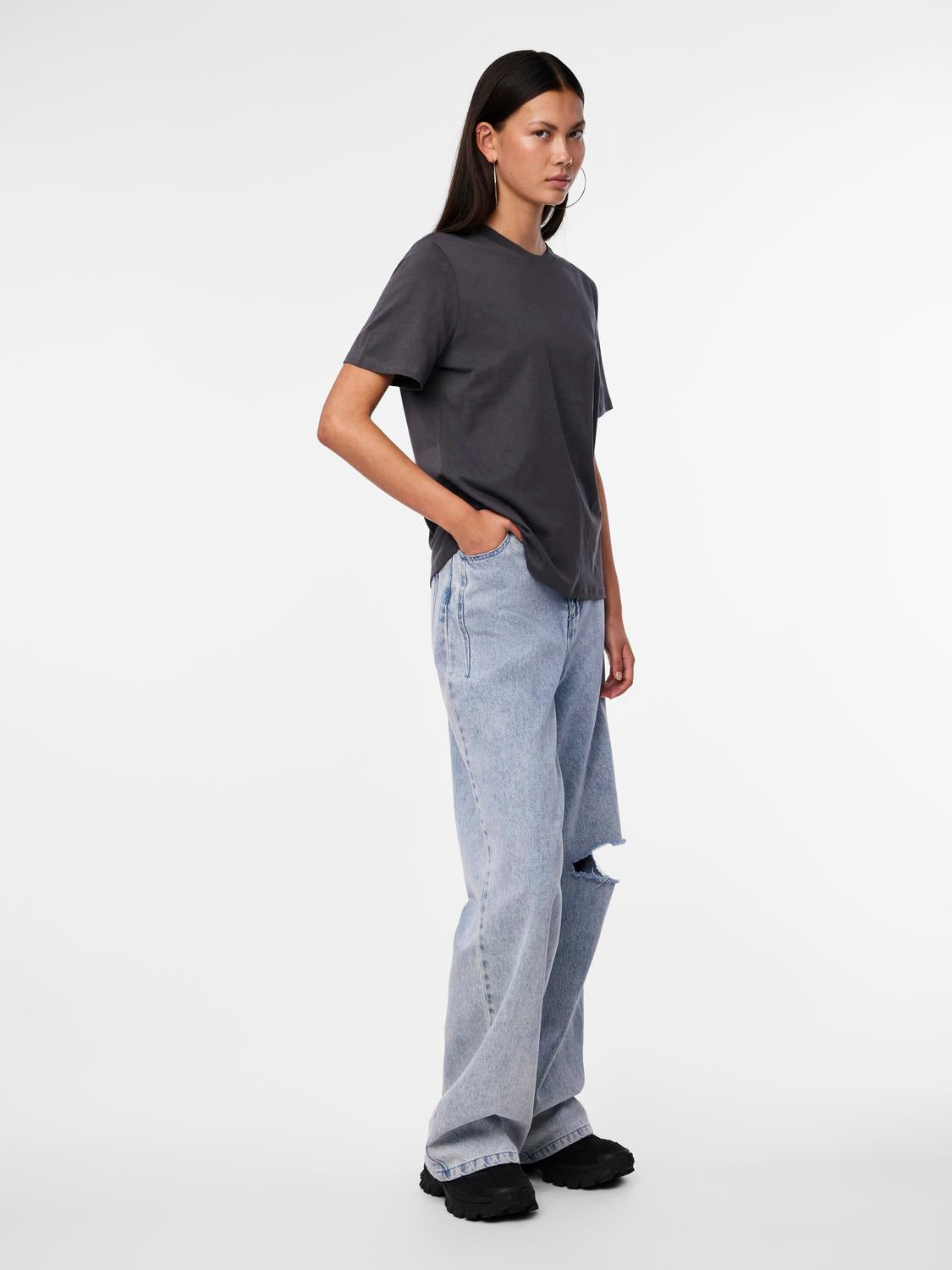 PCRIA T-Shirt - Grey Pinstripe